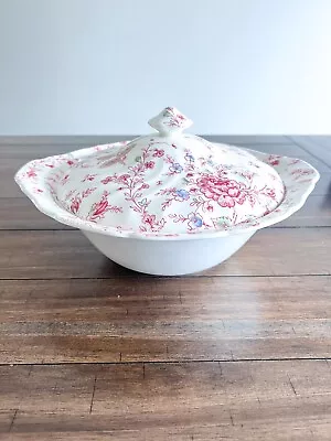 Johnson Brothers Rose Chintz Vegetable Bowl With Lid • $20