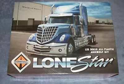 Moebius 1:25 International Lonestar Semi Truck Factory Sealed. • $90