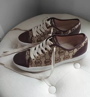 Michael Kors Poppy Lace Up MK Logo Jacquard Sneakers Brown Size 7.5m • $20