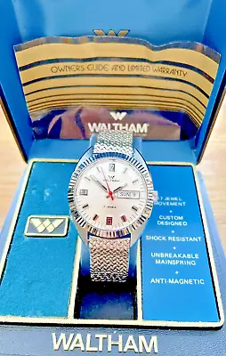 Vintage Men’s 1970’s *New Old Stock* WALTHAM Day-Date Fluted Bezel Boxed! • £175