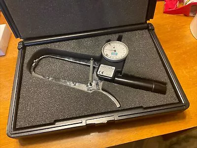 Harpenden Professional Skin Fold % Body Fat Caliper Measures Thickness C-136 • $79.99