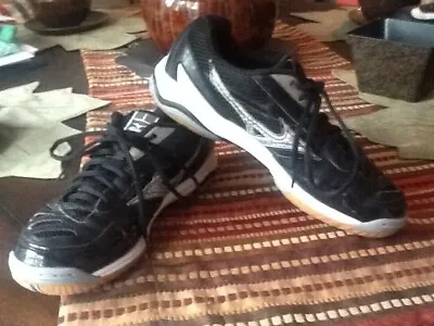 MIZUNO 'Wave Rally 5' Black & Silver Volleyball Shoes Women's Sz 10W EUC • $24