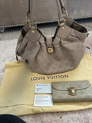 Authentic LOUIS VUITTON Mahina Shoulder Bag And Wallet Tan/Beige • $900