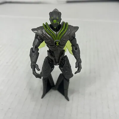 Nanomech Ben 10 Action Figure 4  Toy Bandai Cartoon Network 2009 Alien • $11.87