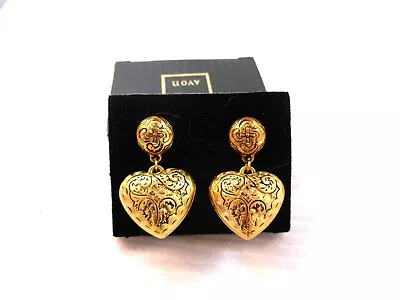 Avon ETCHED HEART Pierced Earrings 1991 NIB NOS Goldtone Puffy Heart BOOK PIECE • $10