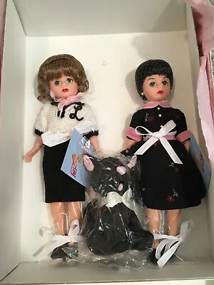 RARE Madame Alexander Laverne And Shirley Doll #25755 Collection Set MINT! • $299.99