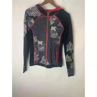 Title Nine 9 Black Red Geometric Sweater Hoodie S Small • $32.88