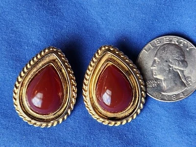 $17.99 • Buy Vintage Signed Ben-Amun  Gold Tone Carnelian ? Cabachon Clip Earrings NICE!