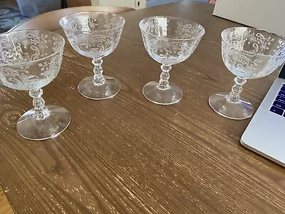 Set Of 4 Vintage Etched Cocktail Coupe Martini Glasses Stemware Clear • $30