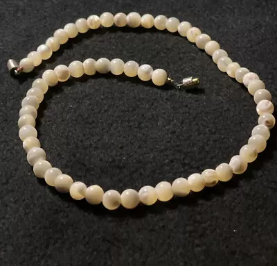 Vintage Natural White Mother Of Pearl Bead Choker Necklace Barrel Clasp 7” • $23