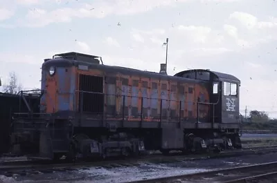 $5.99 • Buy NH NEW HAVEN Railroad Train Locomotive 0975 Original 1967 Photo Slide