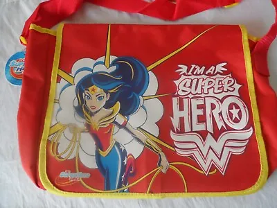 NWT DC Super Hero Girls Red Messenger School Bag Wonder Woman NEW • £11.99