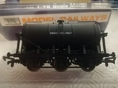 Dapol Limited Edition Wagon Diesel Fuel Only Tanker For Depots • £28