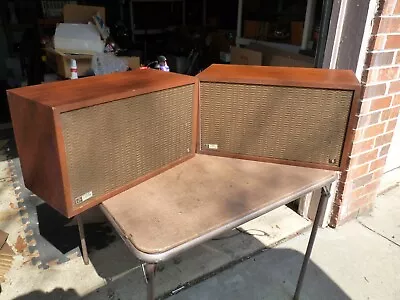 $140 • Buy Classic Vintage  The Fisher  XP-6 Walnut Stereo Speakers Fisher Radio New York