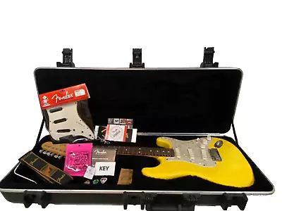 HOLY GRAIL! The RAREST 1987 Fender Strat Plus  “BOB” Body  Graffiti Yellow! • $3900