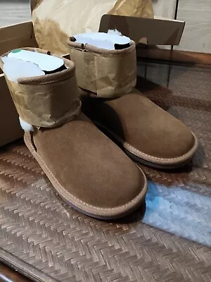 Girls Size 11 Boot Koolaburra By Ugg  • $30