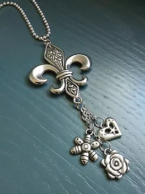 Vintage Silver Tone 2-Sided Fleur De Lis Necklace With Dangling Charms. O10020 • $13.99