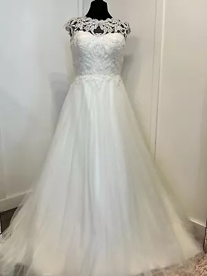 Maggie Sottero  Chandler  Wedding Dress In Ivory - Size 16 (US 14) - Ref 55 • £220