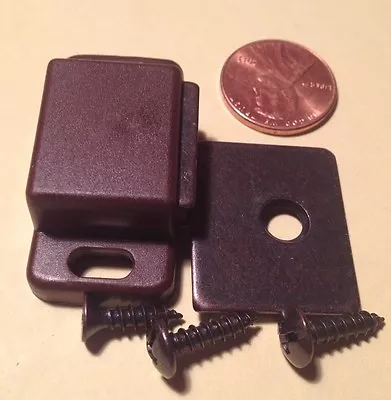 Magnetic Door Catch Latch Hardware Single Cabinet Door  Brown      Lot#1016 • $5.50