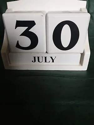 £7 • Buy Wooden Date Block Perpetual Calendar Desk  Accessory XMAS FUN