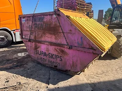 14 Yard Chain Skip Wagon Truck Auction Is For  1 X Skip That Needs Major Repair • £320