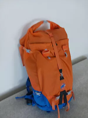 Mammut Trion Light 38 Pack • $100