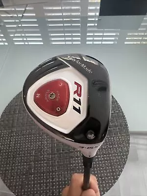 Taylormade R11 3 Fairway Wood 15.5* Fujikura Blur 70g Stiff Graphite Mens RH • $49.99