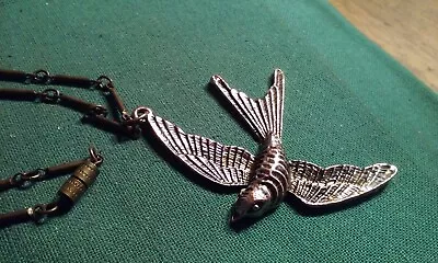 Vintage Flying Bird Pendant On 26  Unusual Link Chain Necklace Two-Tone Metal • $9.99