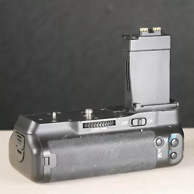 Meike MK-550D Battery Grip For T2i T3i T4i T5i DSLR Camera & LP-E8 Battery • $21.95