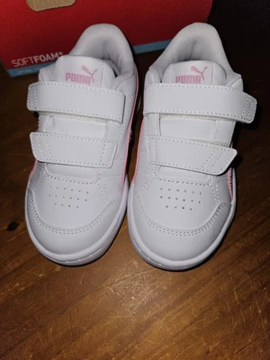 $30 • Buy Girls Puma Shoes  