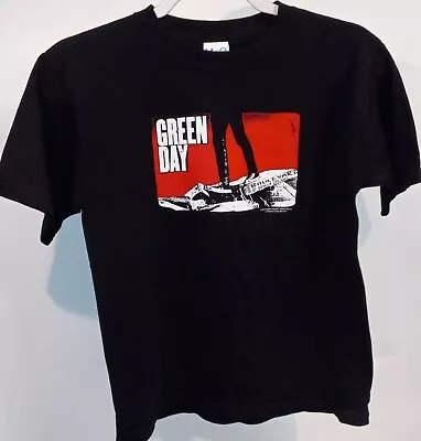 2004 GREEN DAY Rock T-shirt Official  Tour Merch  Youth 10-12 Medium Vintage NOS • $29