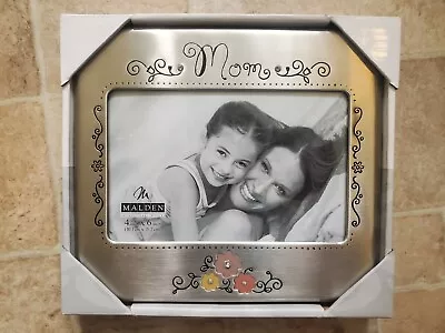 (3) Malden Mom 4x6 Picture Frame • $18