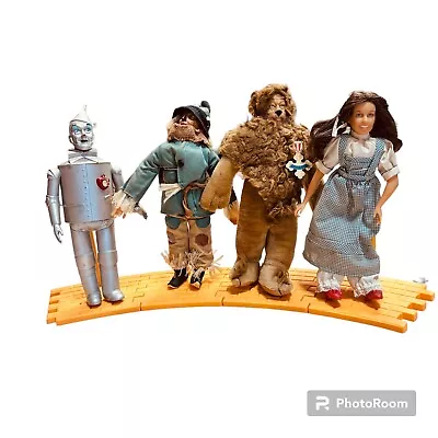 Vtg. Wizard Of Oz Collectible Dolls W/yellow Brick Road And Stands..Turner 1987 • $60