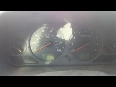 Speedometer Cluster 4 Cylinder VIN Vs MPH Fits 03-04 VOLVO 40 SERIES 17862662 • $70