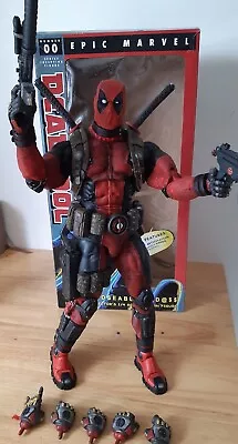 Rare Neca Deadpool 1/4 Scale Figure Epic Marvel Comics 18in Figure With Weapons • £80