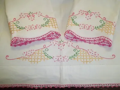 Vintage White Sheet & Pillowcases Embroidered & Crocheted Sheet Abt 72  X 81  • $25