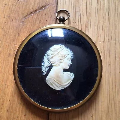 Small Old Vintage Decorative Framed Cameo Bust Of A Woman • £25