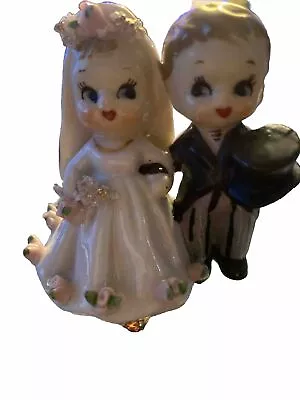 Vintage Kitschy 1956 Lefton Porcelain Bride And Groom Cake Topper Wedding Bell • $25