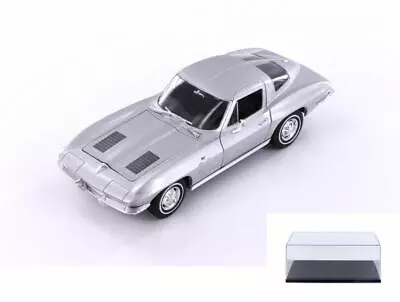 Diecast Car W/display Case 1963 Chevy Corvette Silver Welly 24073/4d 1/24 Scale • $18.99