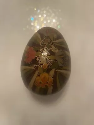 Hand Painted Egg-shaped Trinket Box  India • $13