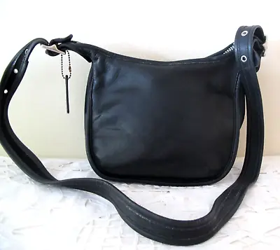 Vintage COACH Janice Legacy Black Crossbody Handbag 9950 • $79