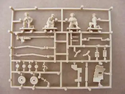 British 6 Pdr Gun & Crew - 1/72 Scale - Contains 1 A/T Gun & 4 Figures - VM009 • £5.75