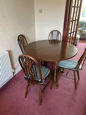 Solid Oak Dining Table And 4 Chairs • £40