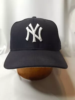 Vtg New York Yankees New Era 59fifty Fitted 7  Wool USA Authentic Collection  • $19.99