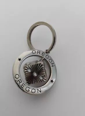 Silvertone Dice Spinner Oregon Keyring • $9