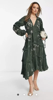$70 • Buy Asos Green Embellished Velvet Evening Dress Size 16
