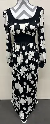 Vintage OLGA NIGHTGOWN Long NYLON Sweep Gown Stretch Black & White LS Sz. 10 FS • $70