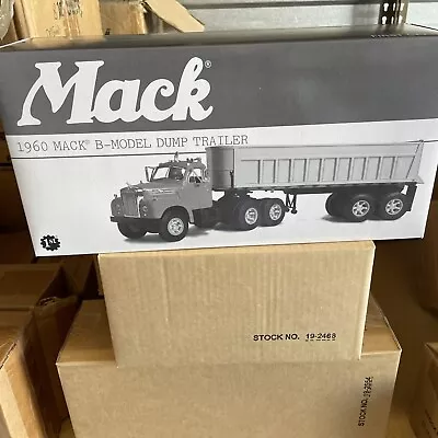 2000 First Gear 1:34 Scale 1960 Mack B-Model Dump Trailer State HWY DEPT 19-2554 • $80