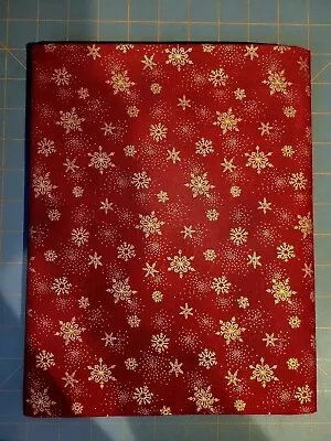 Fabric: Christmas Gold Metallic Snowflakes 42 X72  (does Not Include Selvage) • $14.53