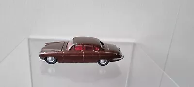 Corgi 238 Jaguar Mark X Saloon • £9.99